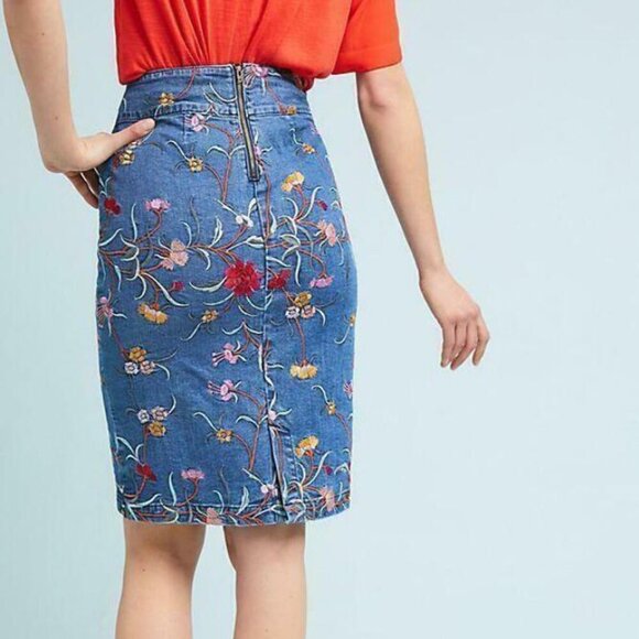 Anthropologie Floral Denim Pencil Skirt 0 Blue Embroidered Short Maeve Summer - Picture 6 of 10